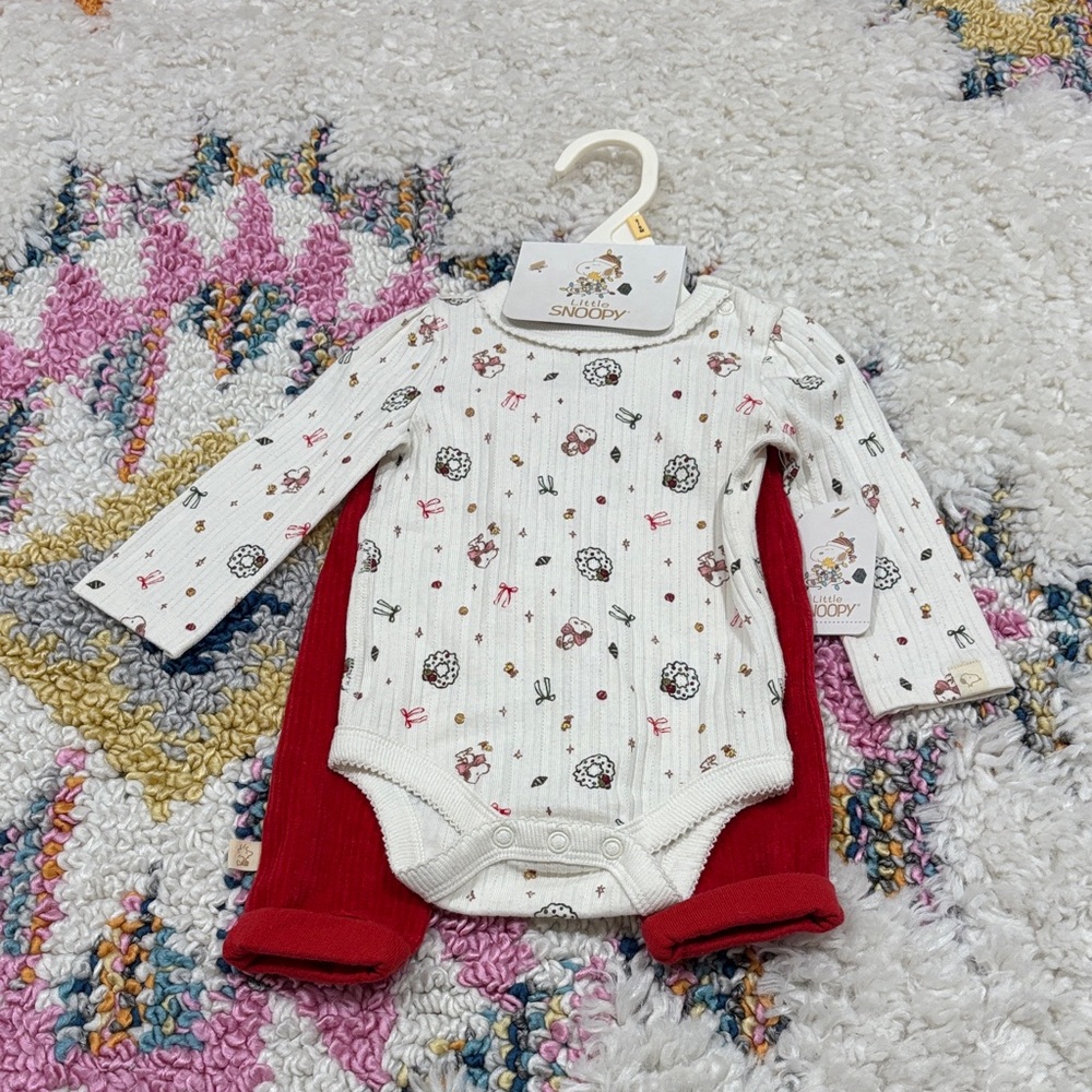 Snoopy Christmas Outfit